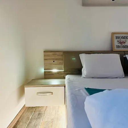 Apartment Joy Nemoianu 13a-8 *