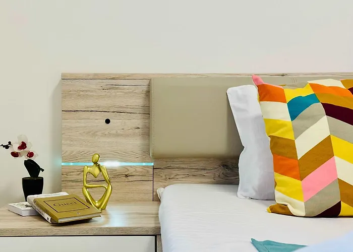 Joy Nemoianu 13a-8 Appartamento *