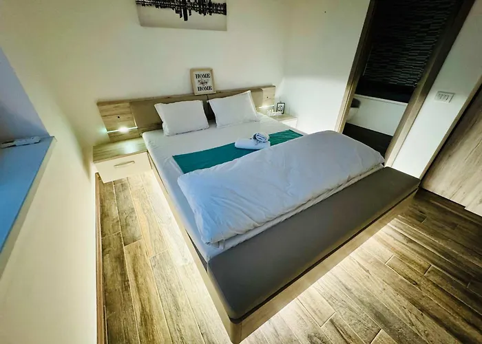 Joy Nemoianu 13a-8 Appartement *